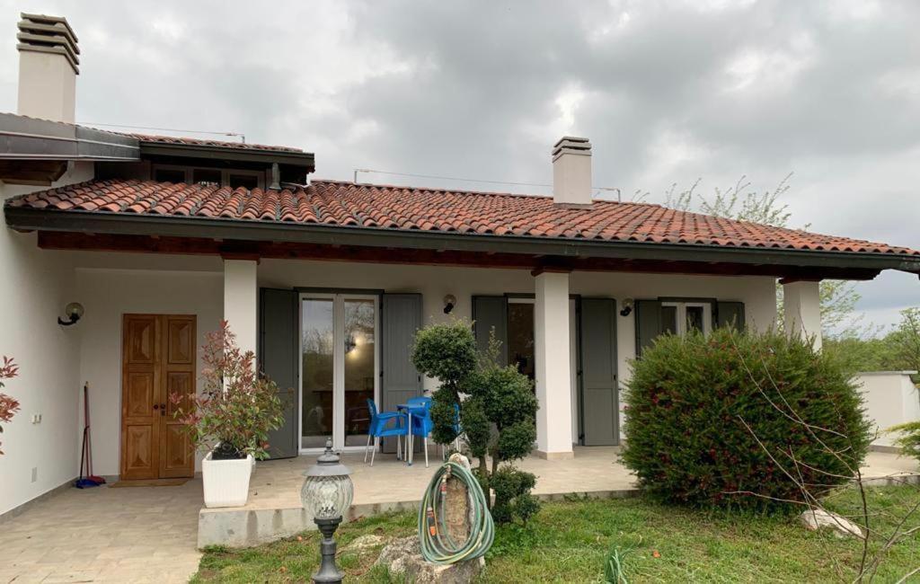 Casa Vacanze Al Capriano Appartamento Lampone Cantello Luaran gambar