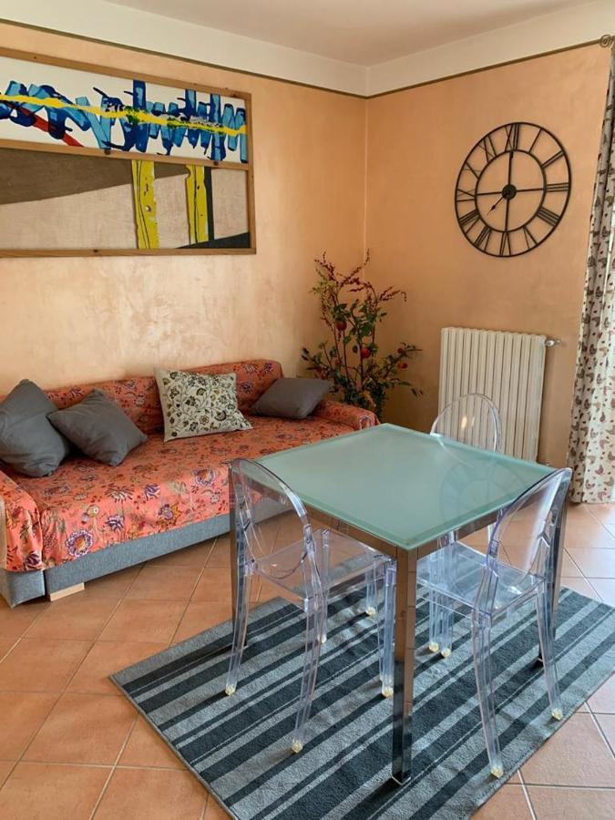 Casa Vacanze Al Capriano Appartamento Lampone Cantello Luaran gambar