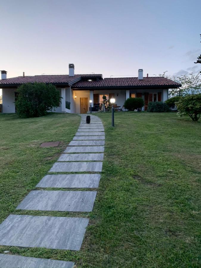 Casa Vacanze Al Capriano Appartamento Lampone Cantello Luaran gambar
