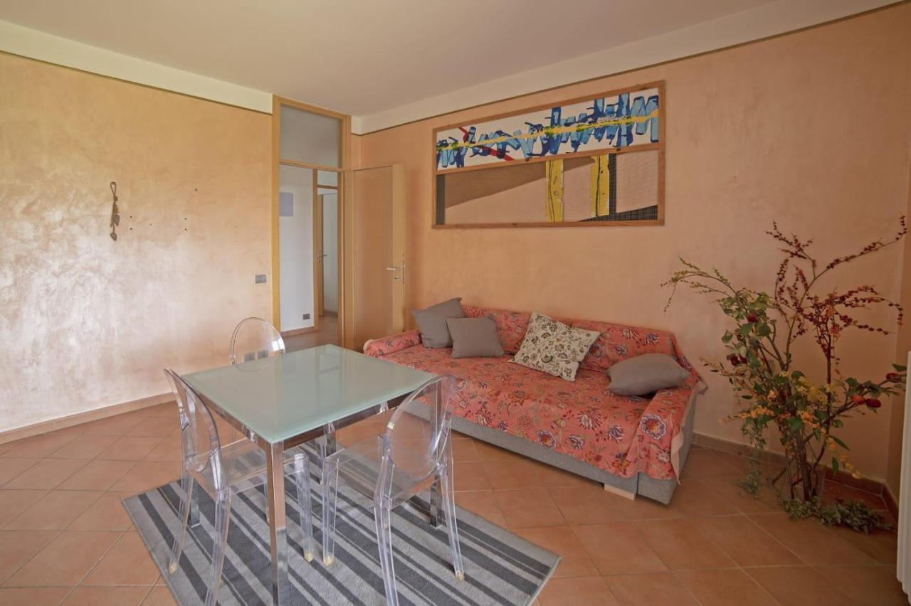 Casa Vacanze Al Capriano Appartamento Lampone Cantello Luaran gambar